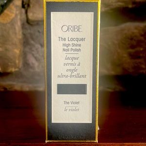 Oribe The Violet Lacquer Nail Polish